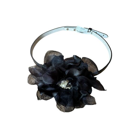NWT White House Black Market Belt Flower Black Women\'s XS Leather 31.5” Long main image 16